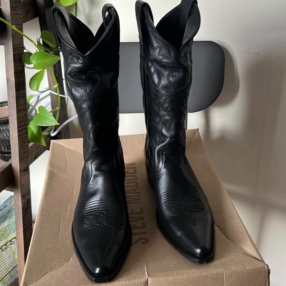 Steve Madden Black Leather Boots (New) w/Box